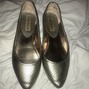 Steve Madden Silver faux snakeskin pointed flats
